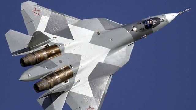  prototipo del Su-57 Felón en la feria aeroespacial de Moscú de 2011 (Dmitry Zherdin/CC)