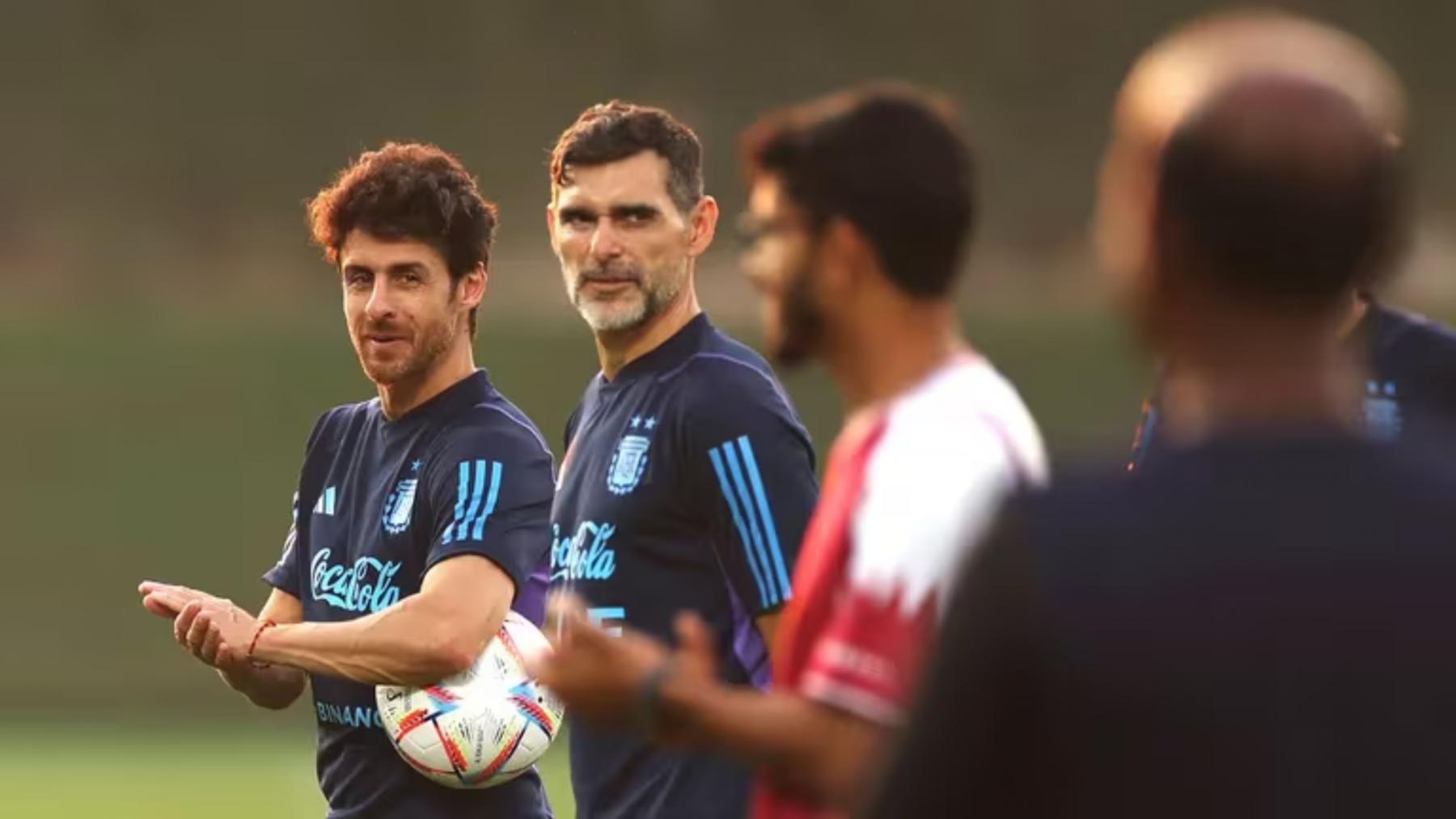 Todo indica que Pablo Aimar será el entrenador principal, aunque también podría asumir ese rol el Ratón Ayala 