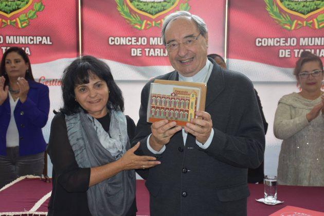 Acto de Reconocimiento al Obispo de Tarija